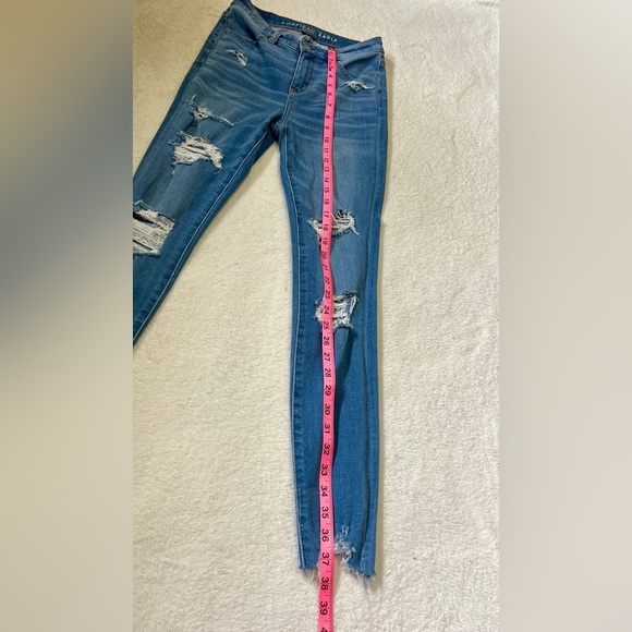 American Eagle Super Distressed Hi-Rise Jegging Skinny Jean - Size 2 (25") - Picture 4 of 13